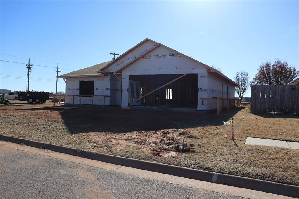 Weatherford, OK 73096,2110 Valley View Road