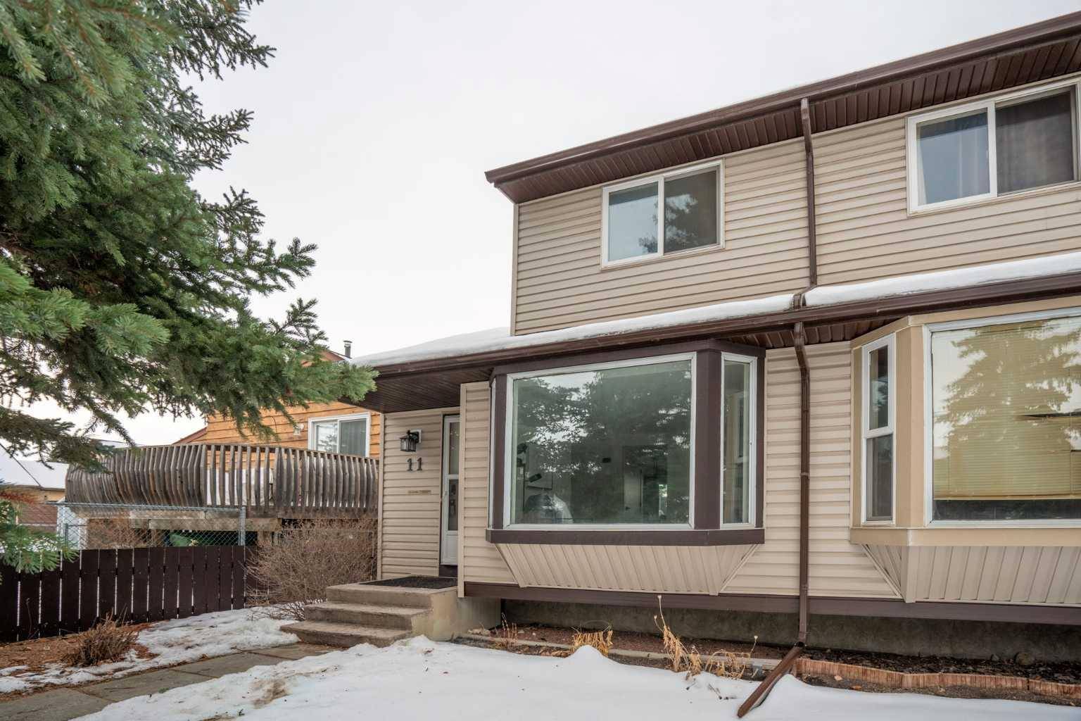 Calgary, AB T2W 3H8,11 Cedarwood Rise SW