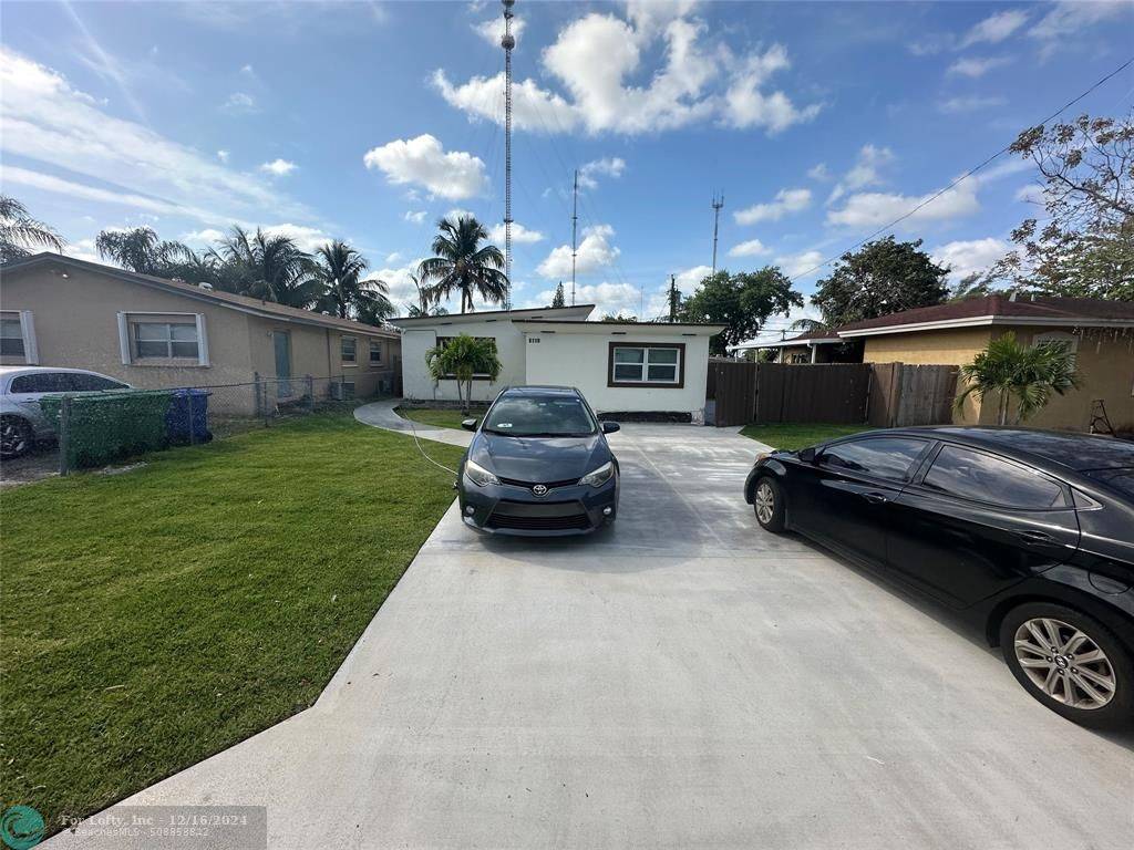 Miramar, FL 33023,6118 SW 39th St