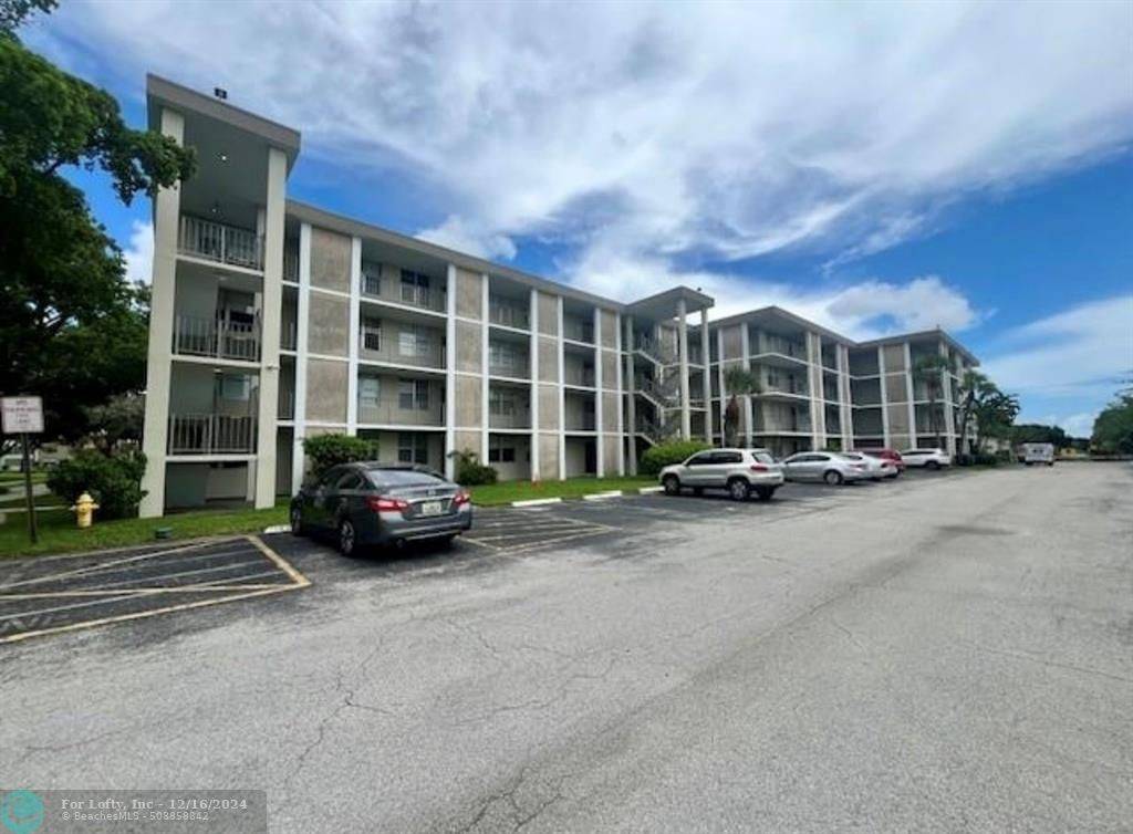 Lauderdale Lakes, FL 33313,2900 NW 48th Ter  #310