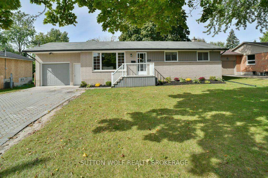 Middlesex, ON N7G 3C7,566 Dewan ST