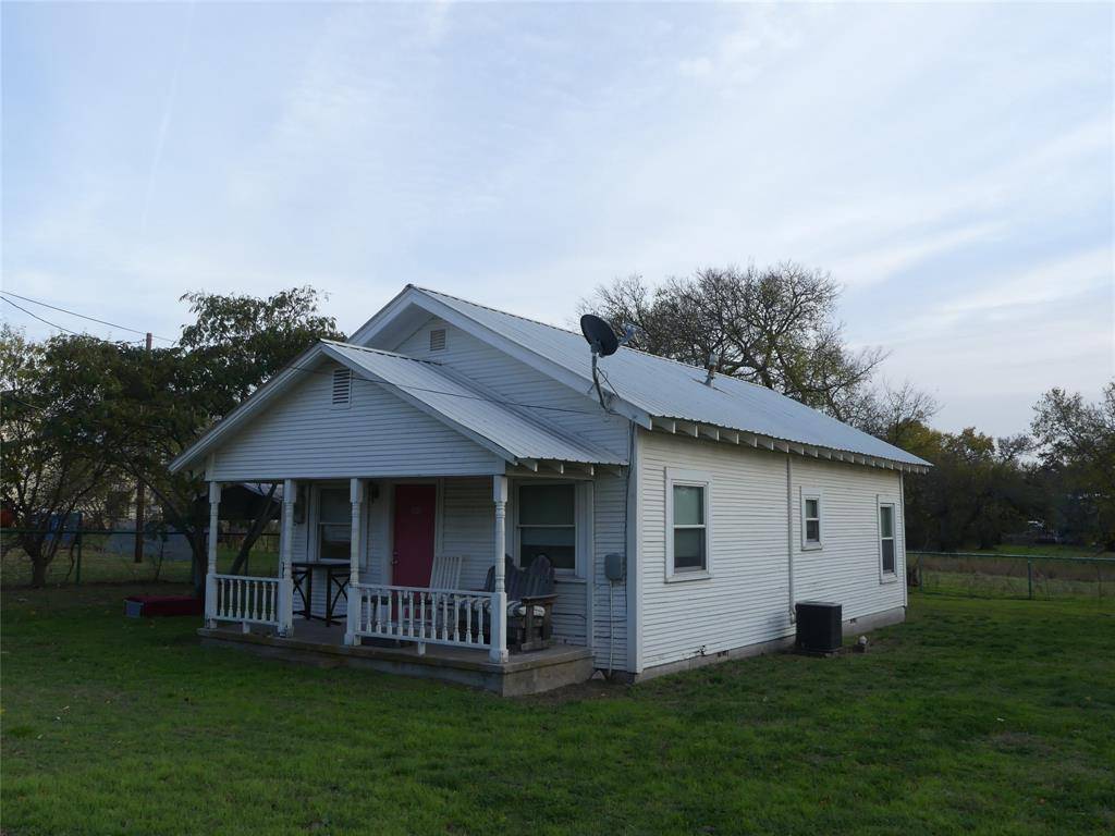 Forestburg, TX 76239,100 Spring Street