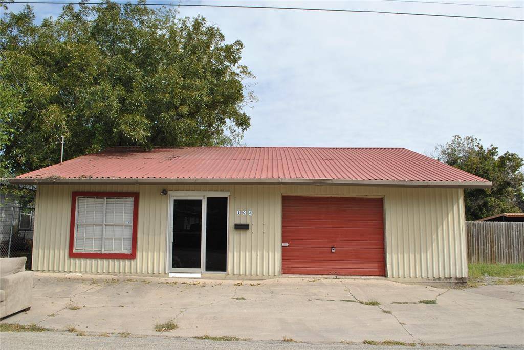 Comanche, TX 76442,106 A Lane