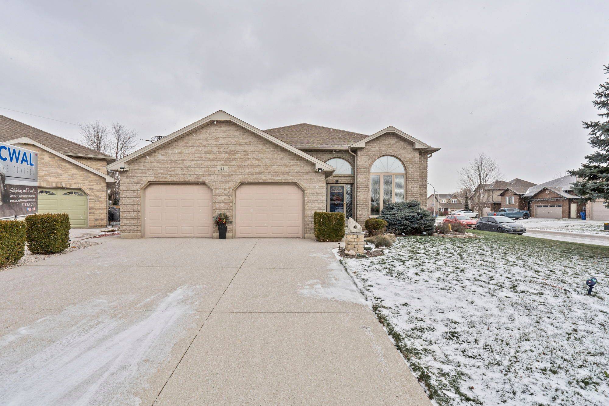 Chatham-kent, ON N7M 6L2,68 Sherwood CT