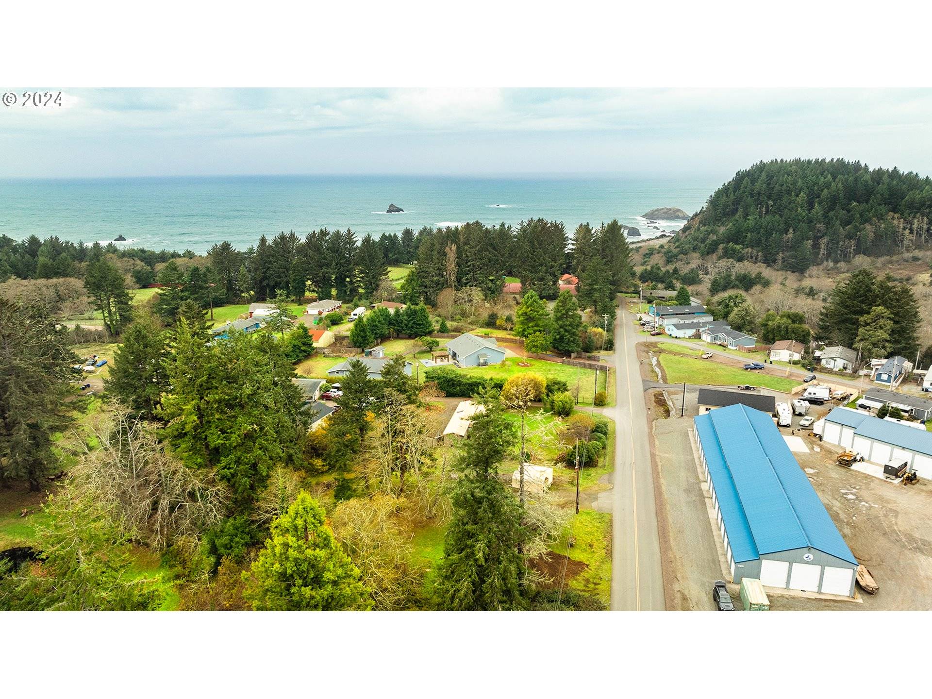 Brookings, OR 97415,96440 COVERDELL RD