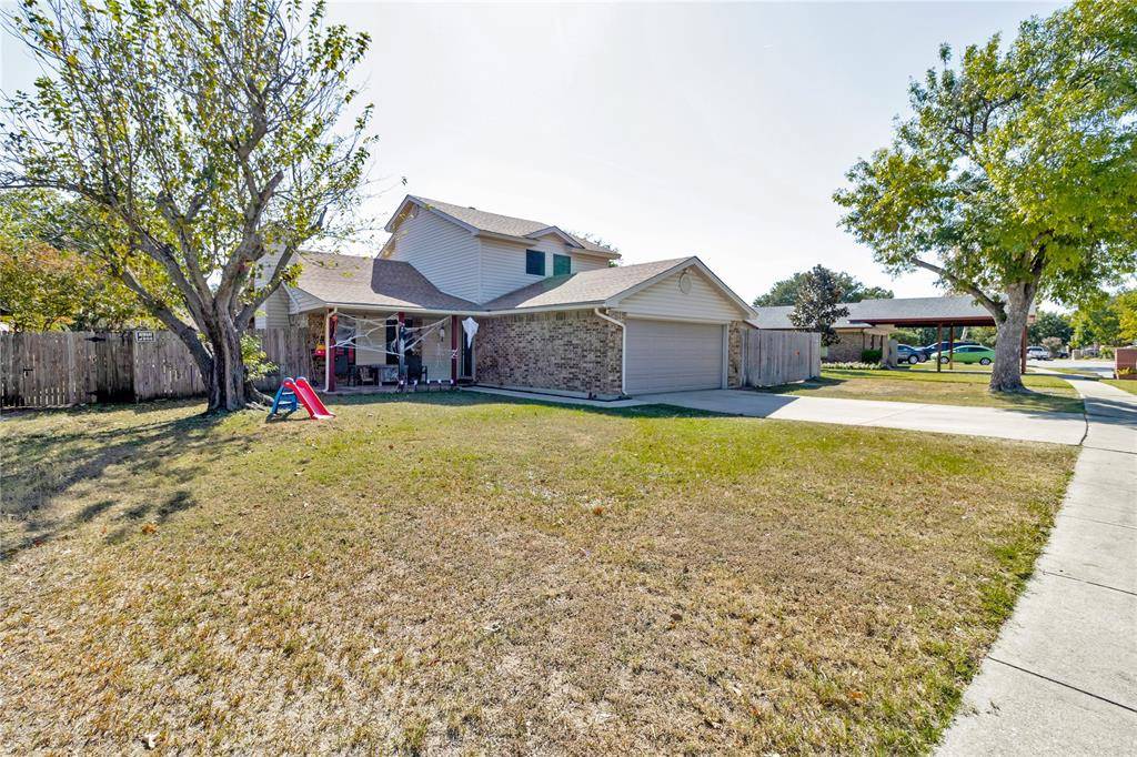 Saginaw, TX 76179,1057 West Hills Terrace