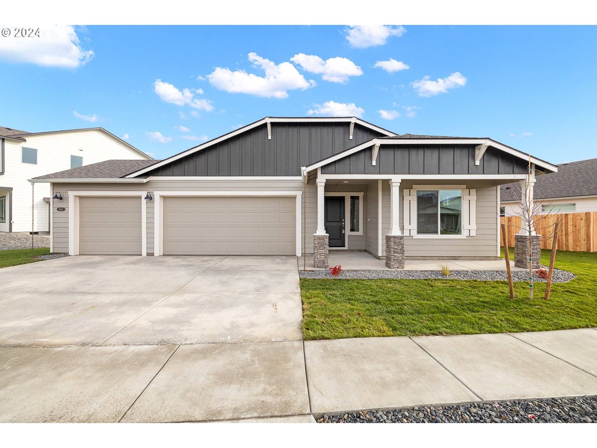 Hermiston, OR 97838,1664 NE 8th PL