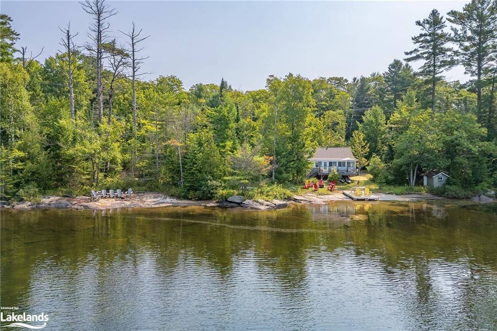 Lake Of Bays, ON P0B 1E0,3716 BRUNEL RD