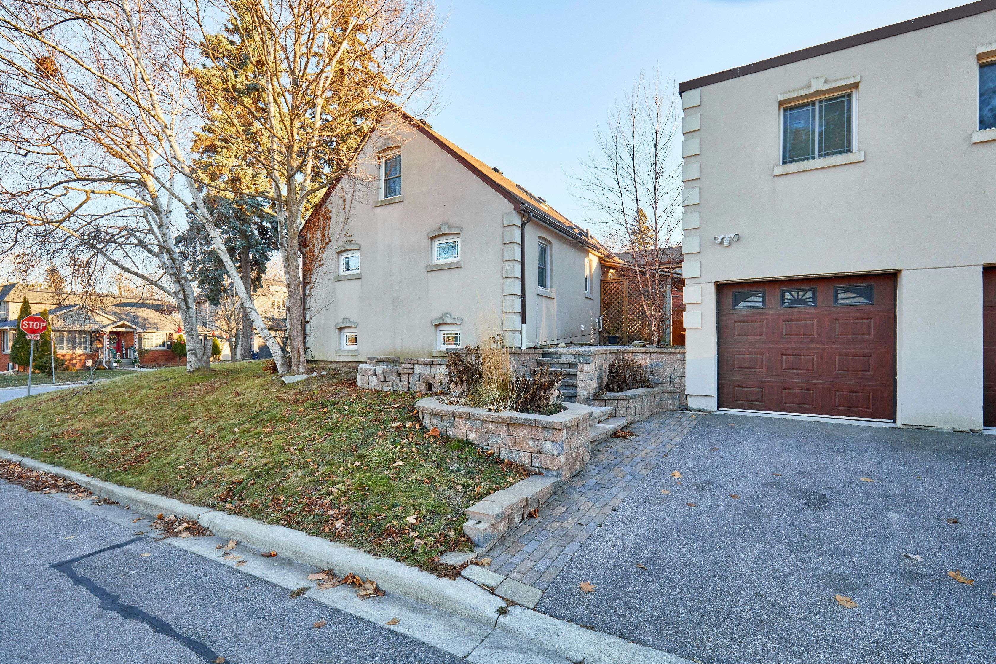 Toronto E08, ON M1M 2R5,128 Harewood AVE #Bsmt