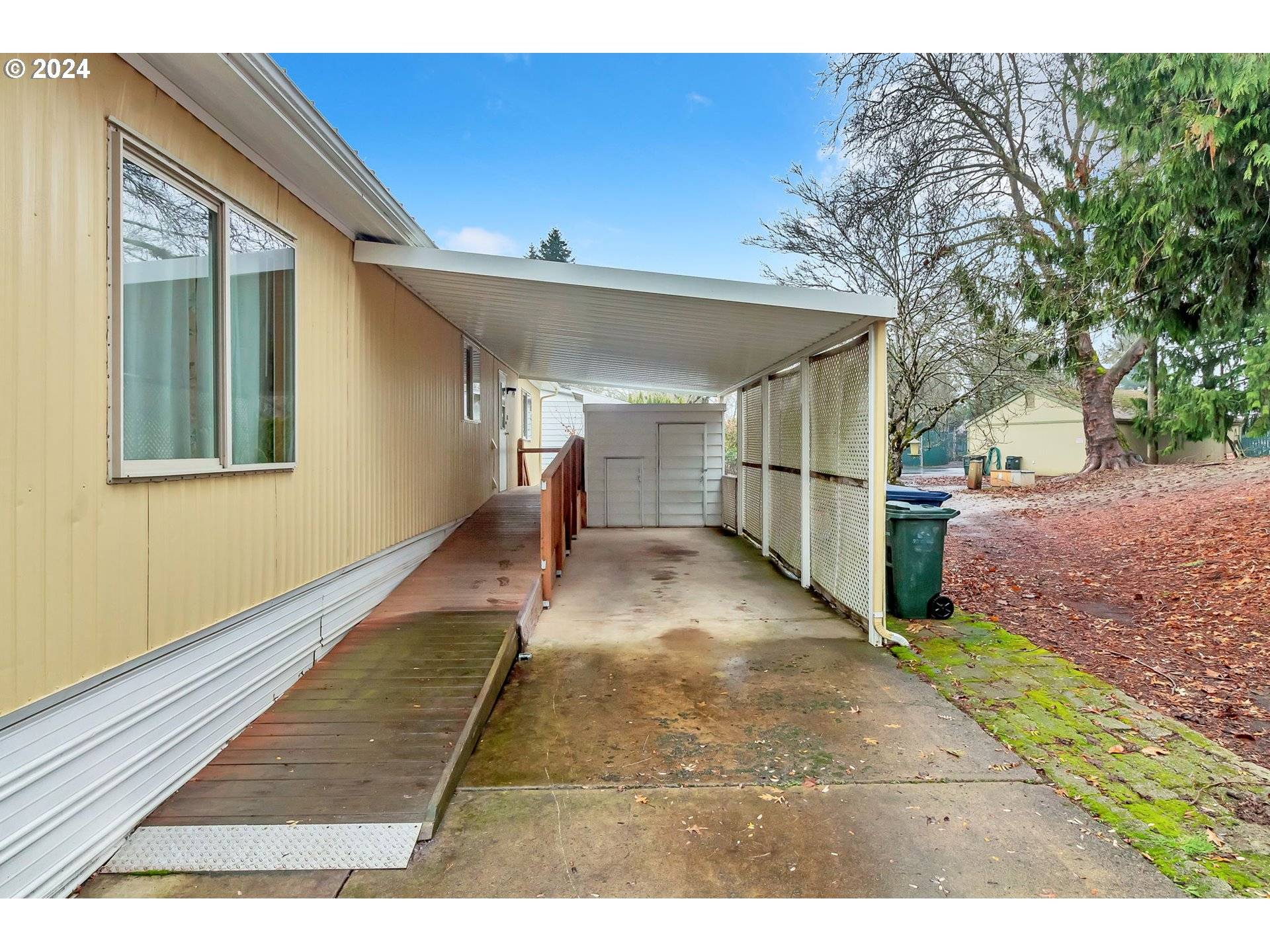 Eugene, OR 97402,4800 Barger DR #38