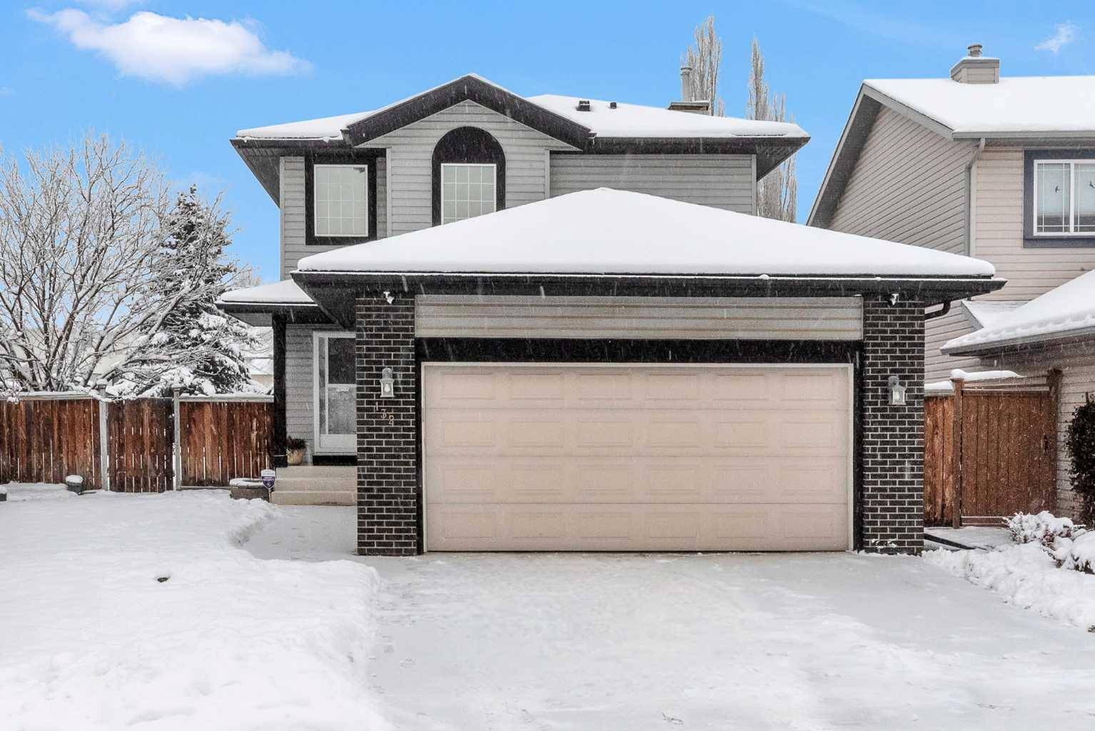 Calgary, AB T3L 2E5,132 Tuscany Hills CIR NW