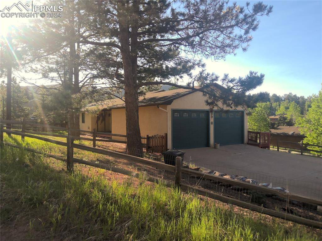 Woodland Park, CO 80863,399 Apache TRL