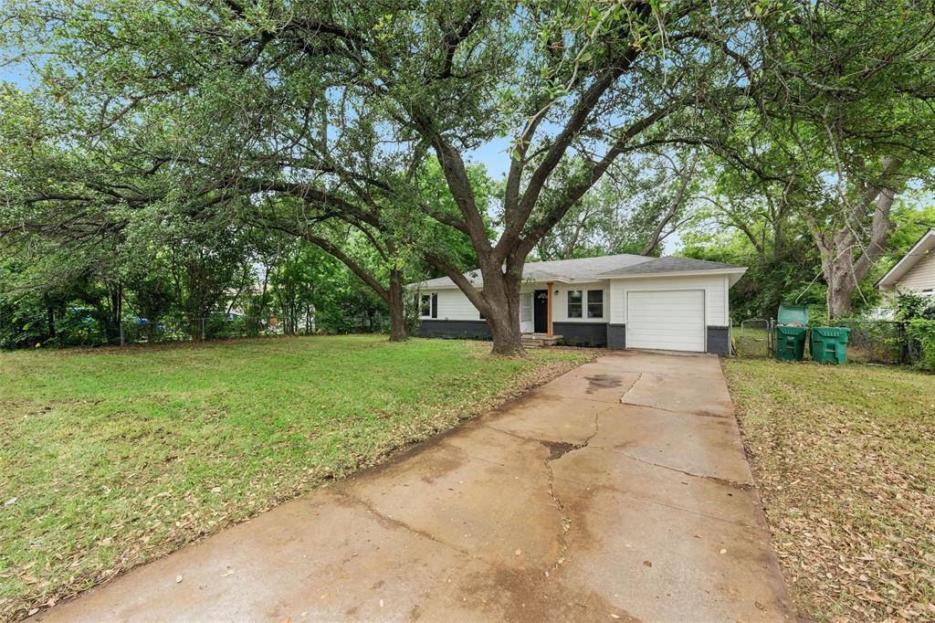 Robinson, TX 76706,144 Meadowbrook Street