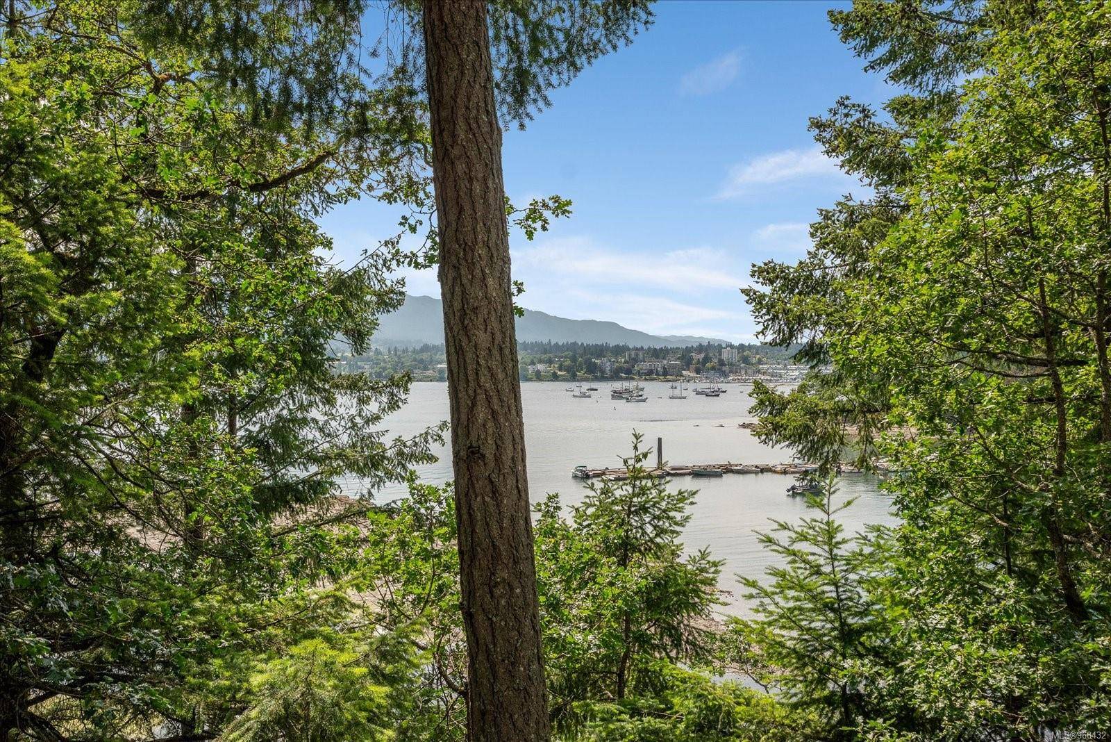 Protection Island, BC V9R 6R1,145 Pirates Lane