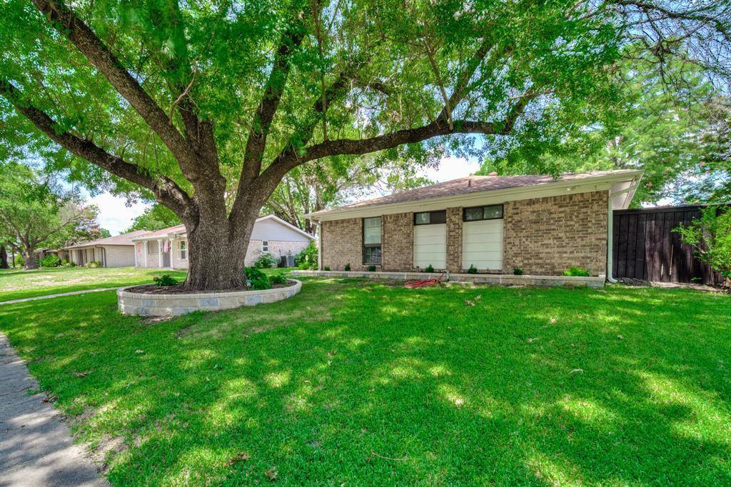 Mesquite, TX 75150,3327 Kensington Drive