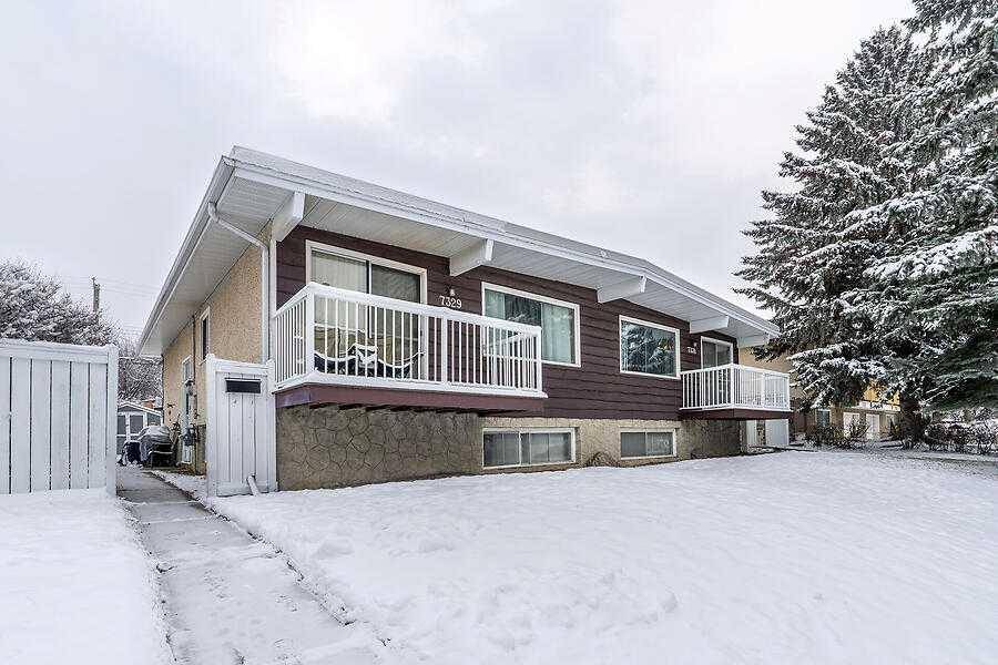 Calgary, AB T2K 4K3,7331 Huntertown CRES NW