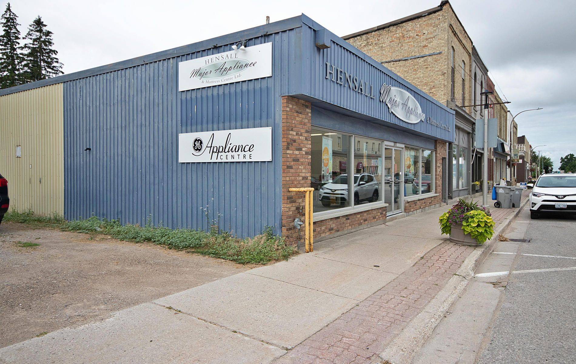 Huron, ON N0M 1X0,107 King ST