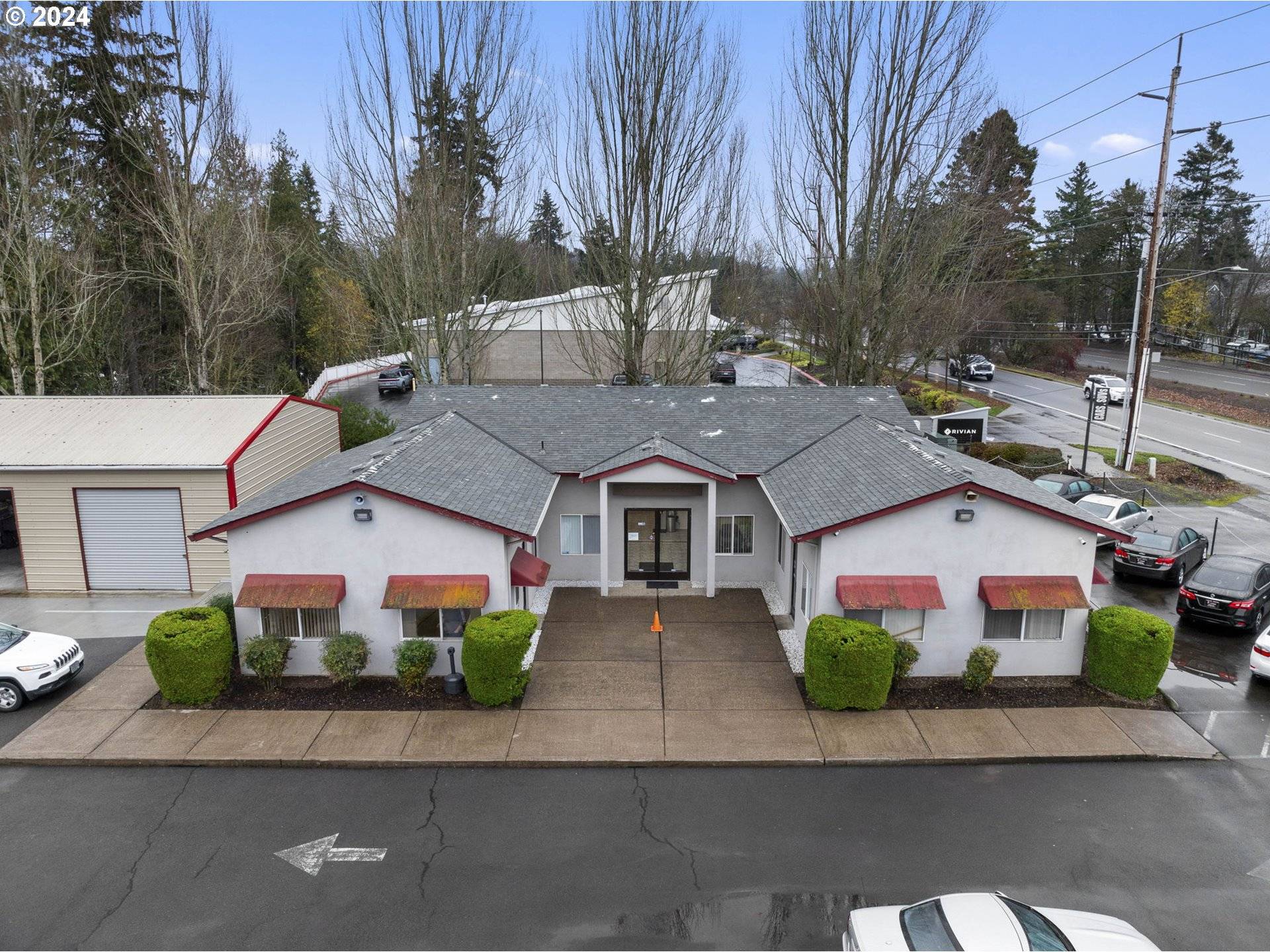 Tualatin, OR 97062,17835 SW Pacific HWY