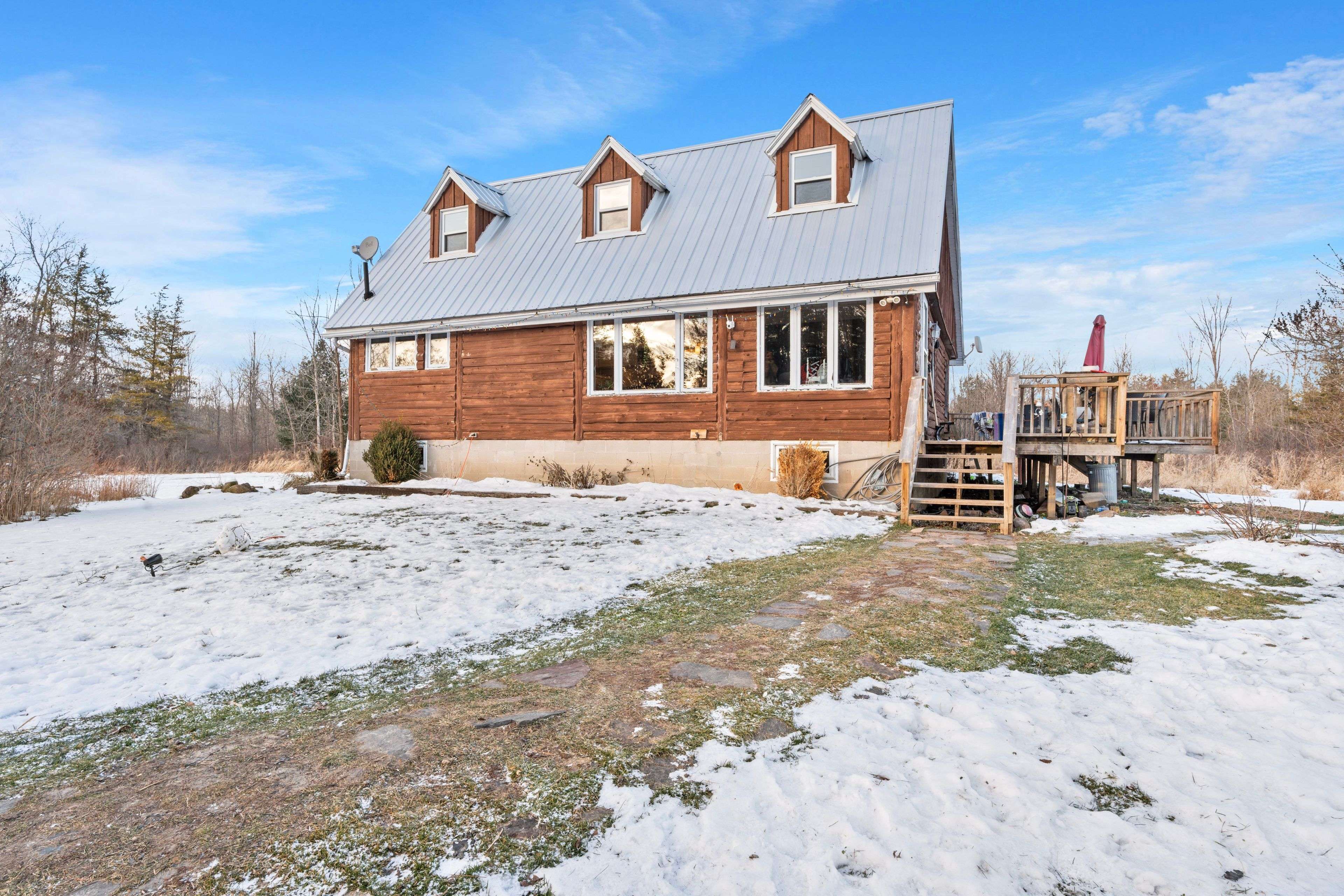 South Frontenac, ON K0H 2W0,6394 Leveque RD