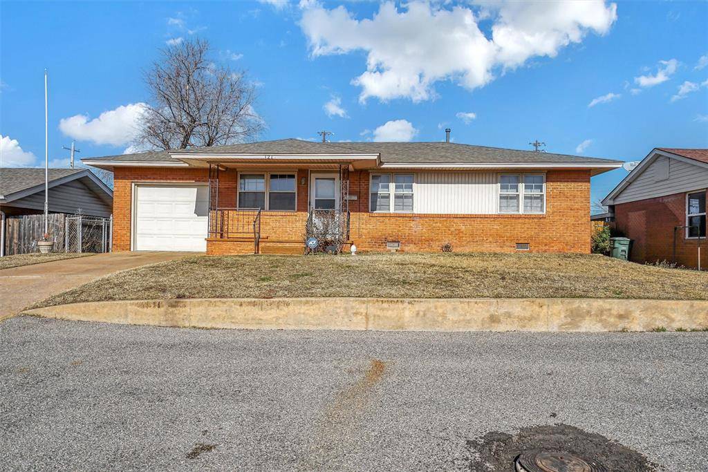 Clinton, OK 73601,1217 Wilson Avenue