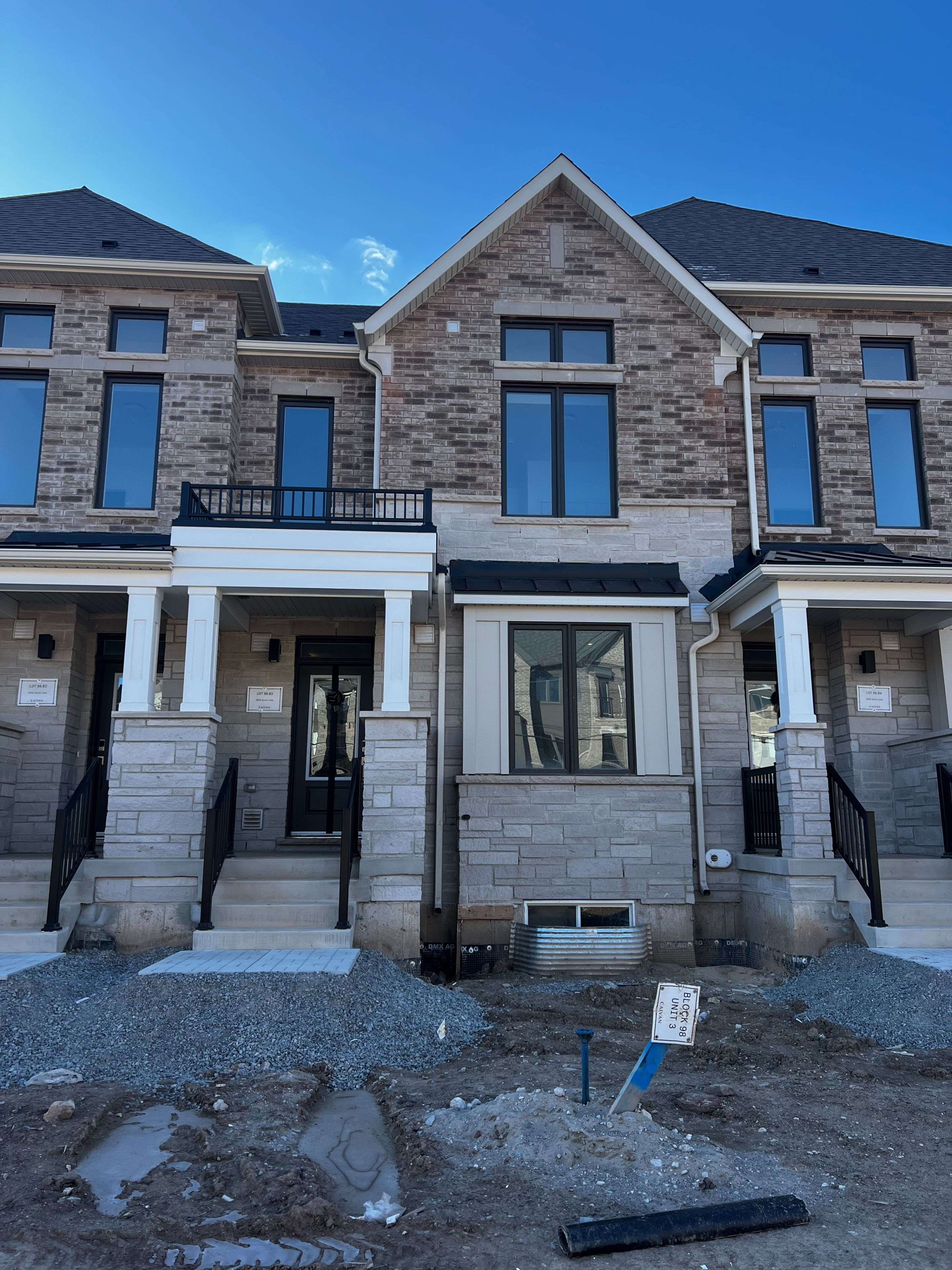 Oakville, ON L6M 5S8,3254 Sixth Line