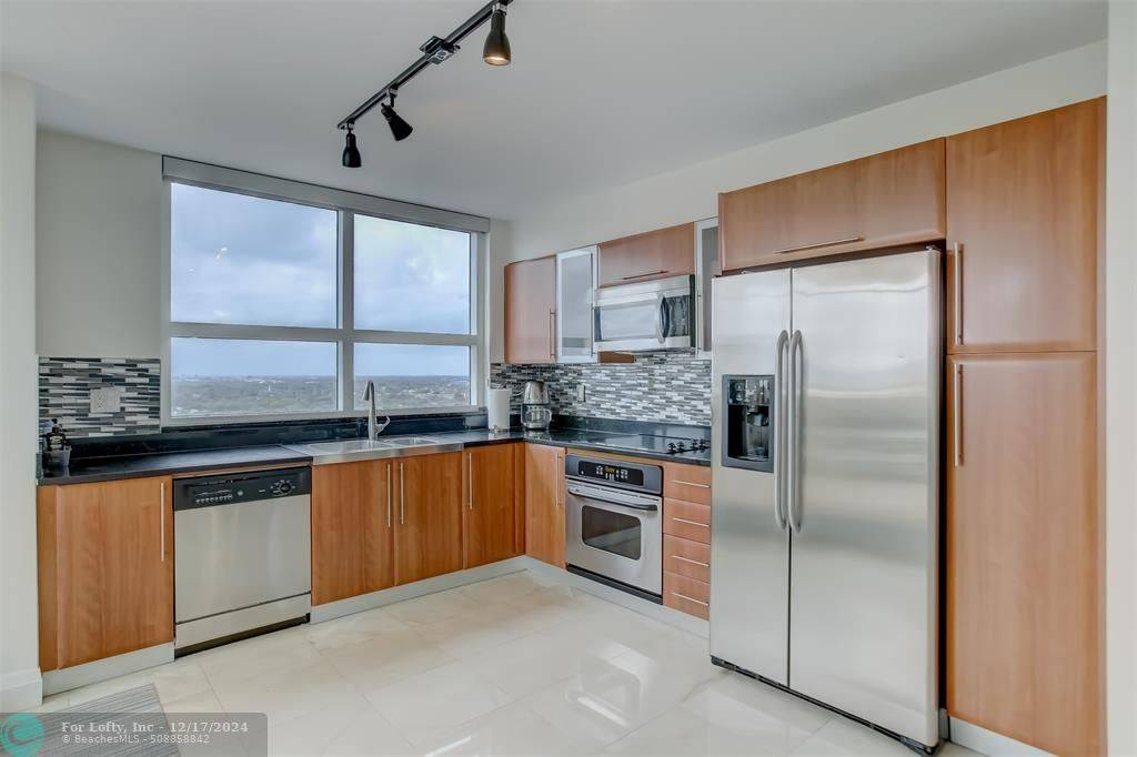 Fort Lauderdale, FL 33312,600 W Las Olas Blvd  #1905s