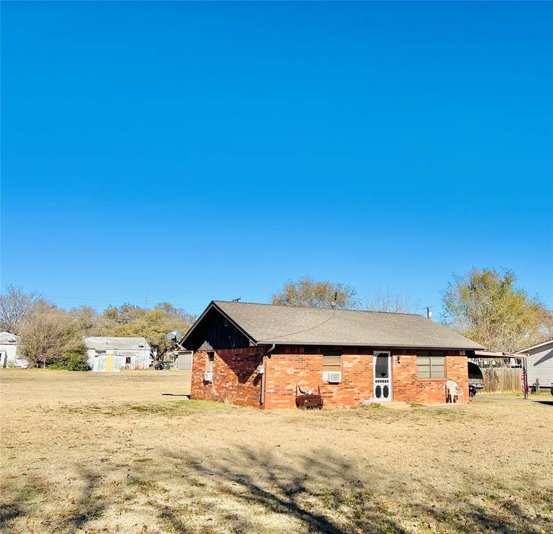 Elk City, OK 73644,1307 W 6th Street