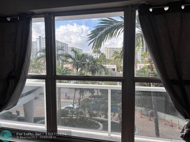 Fort Lauderdale, FL 33308,3500 Galt Ocean Dr  #209