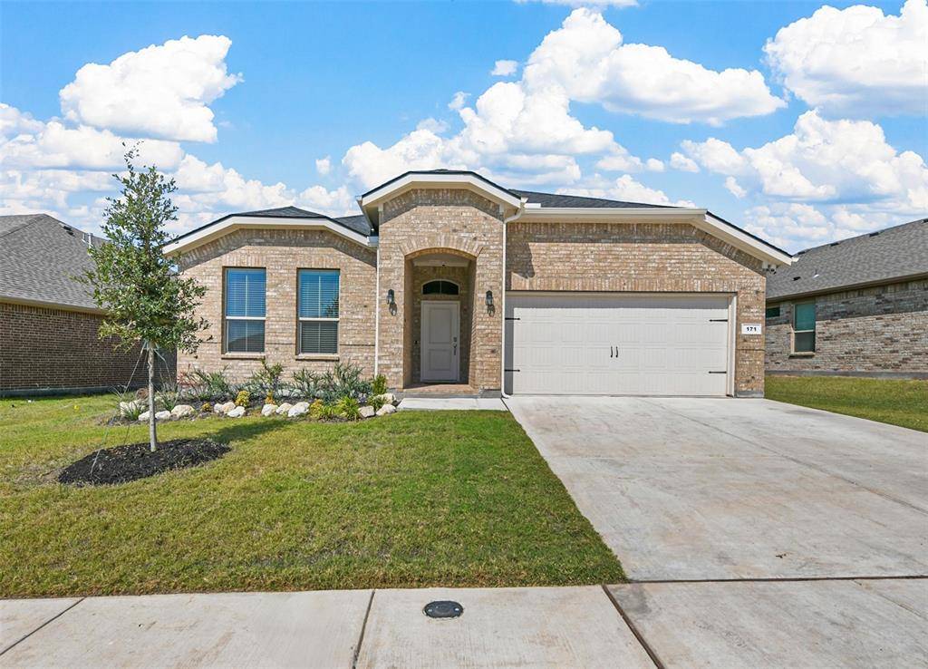 Rhome, TX 76078,171 Tanager Drive