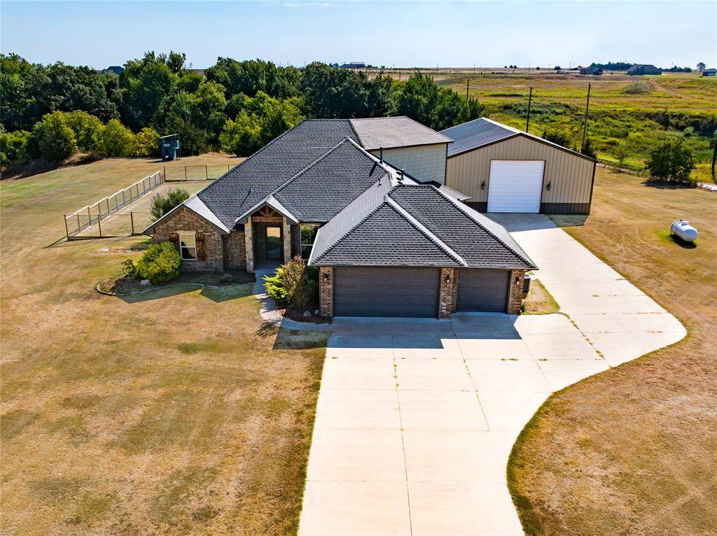 Piedmont, OK 73078,8038 Rockcliff Circle