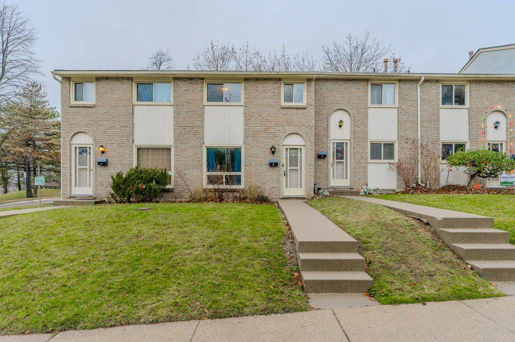 Kitchener, ON N2P 1K3,165 Green Valley DR #2