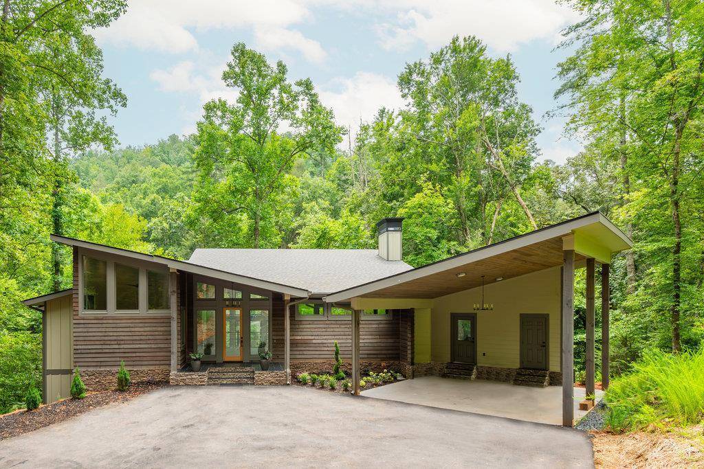 Ellijay, GA 30540,418 Watersong Trail