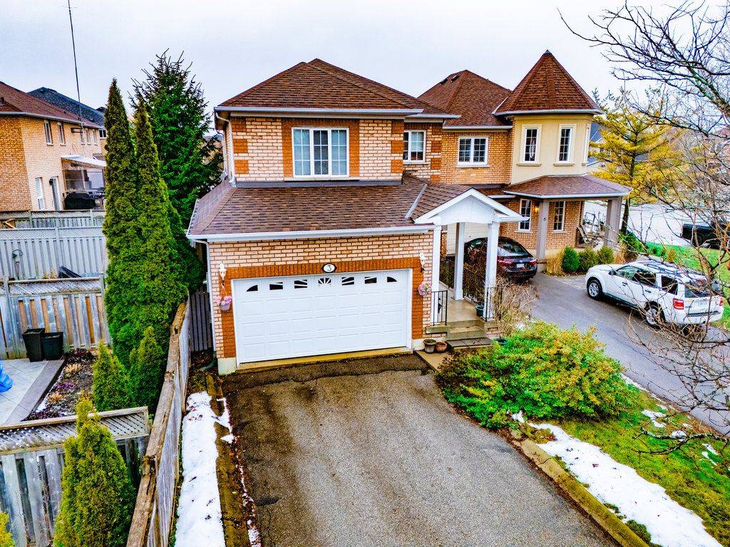 Caledon, ON L7E 2M5,3 Jack Kenny CT