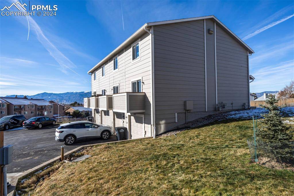 Colorado Springs, CO 80917,5317 Solar Ridge DR