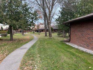 Kawartha Lakes, ON K0M 1A0,200 East ST S #202