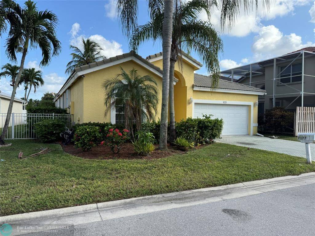 Lake Worth, FL 33467,7177 Lake Island Dr