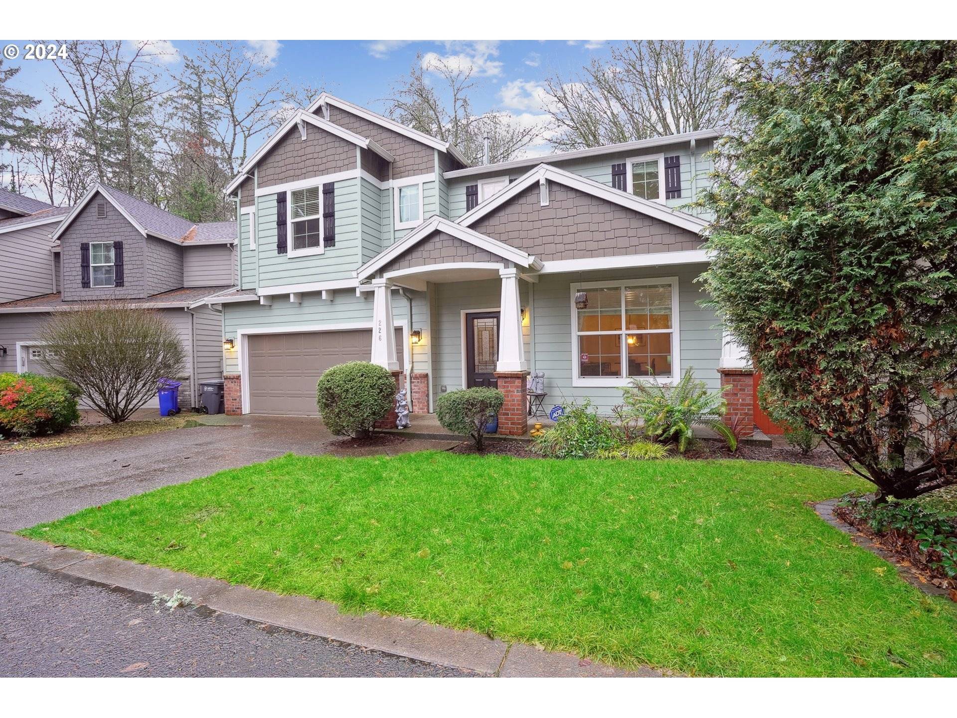 Hillsboro, OR 97124,226 NE 72ND PL