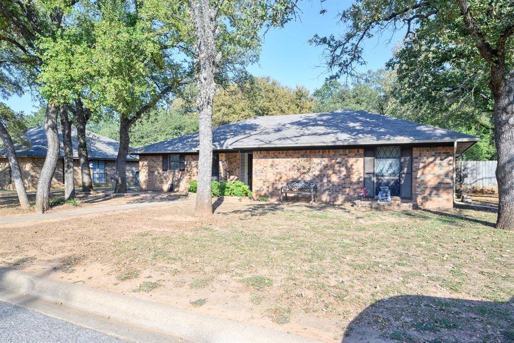 Mineral Wells, TX 76067,6 Fair Oaks Street