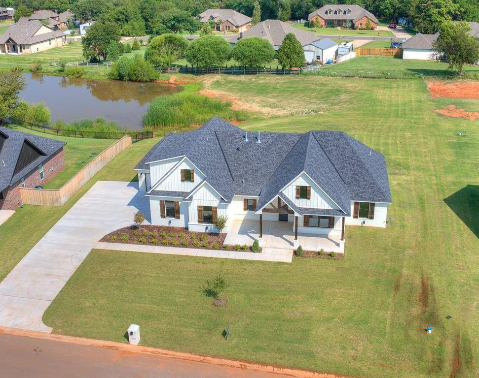 Edmond, OK 73025,10140 Oakwood Drive