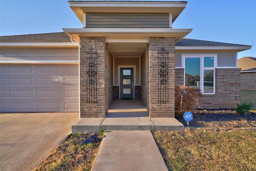 Yukon, OK 73099,11020 SW 33rd Street