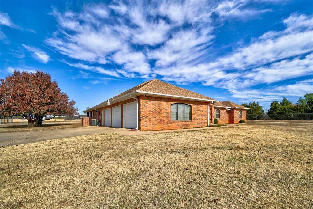 Oklahoma City, OK 73131,2417 NE 100th Street