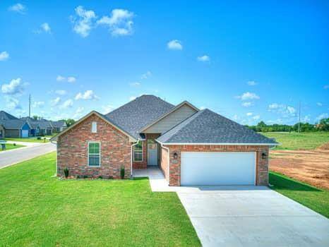 Shawnee, OK 74804,511 Blue Bird Lane