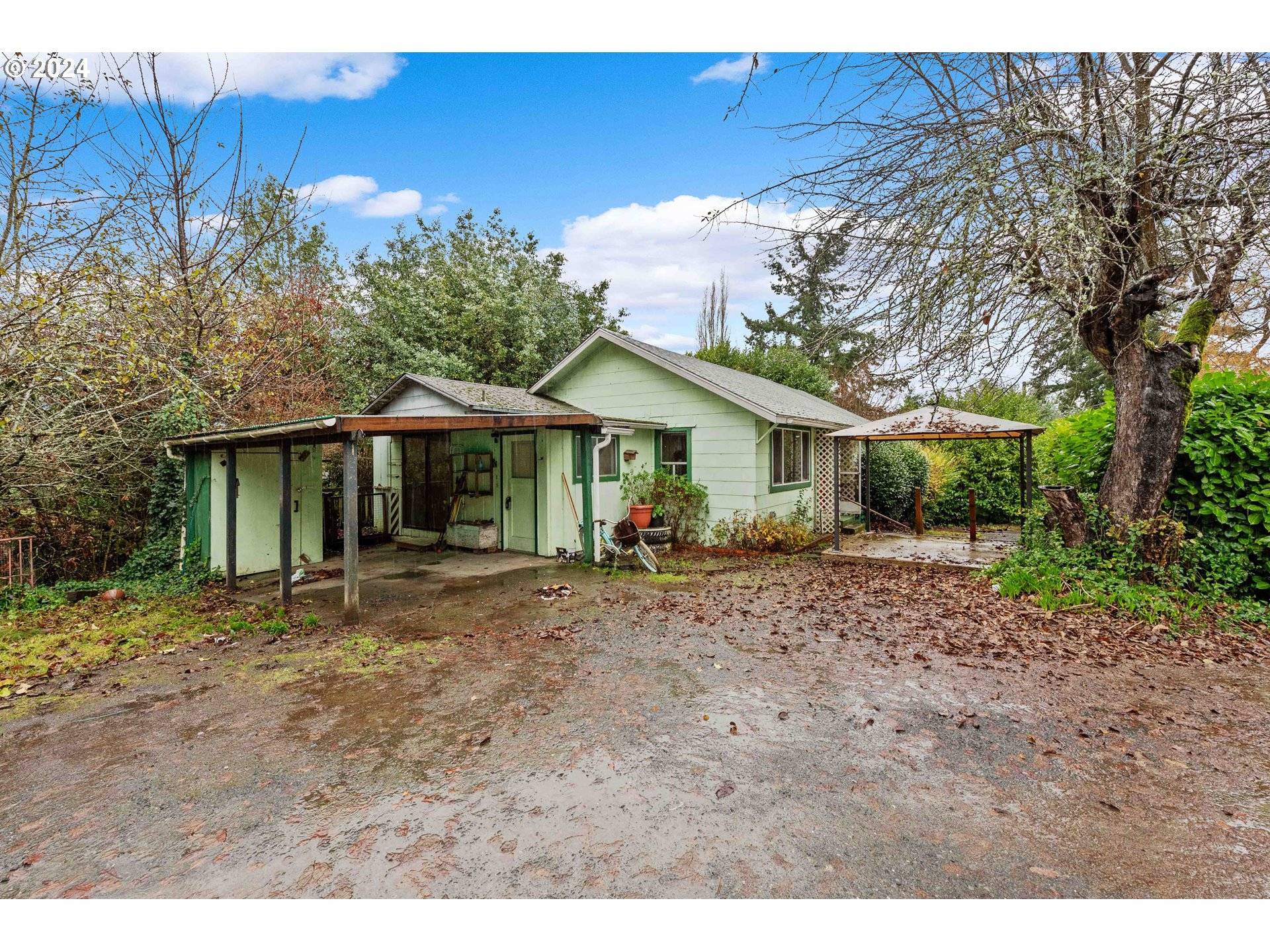 Coquille, OR 97423,355 S FOLSOM CT