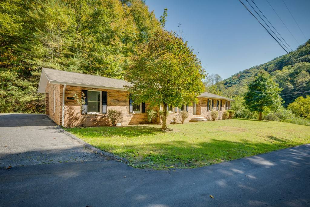 Vansant, VA 24656,1078 Joe Hollow Road