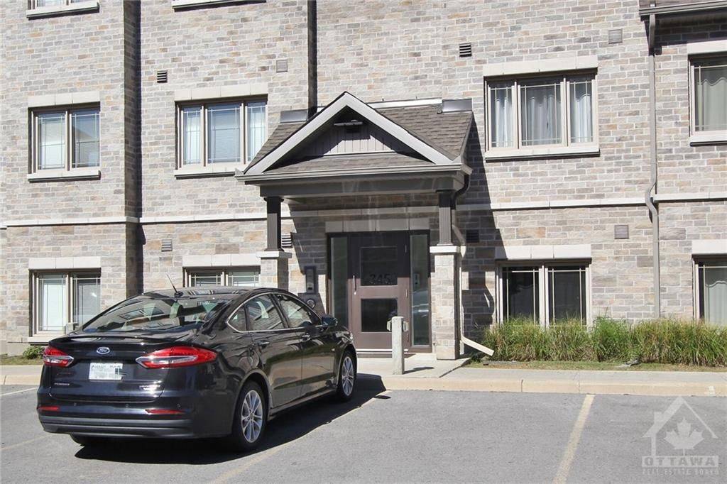 Barrhaven, ON K2J 6B4,345 TRIBECA Private N/A #2