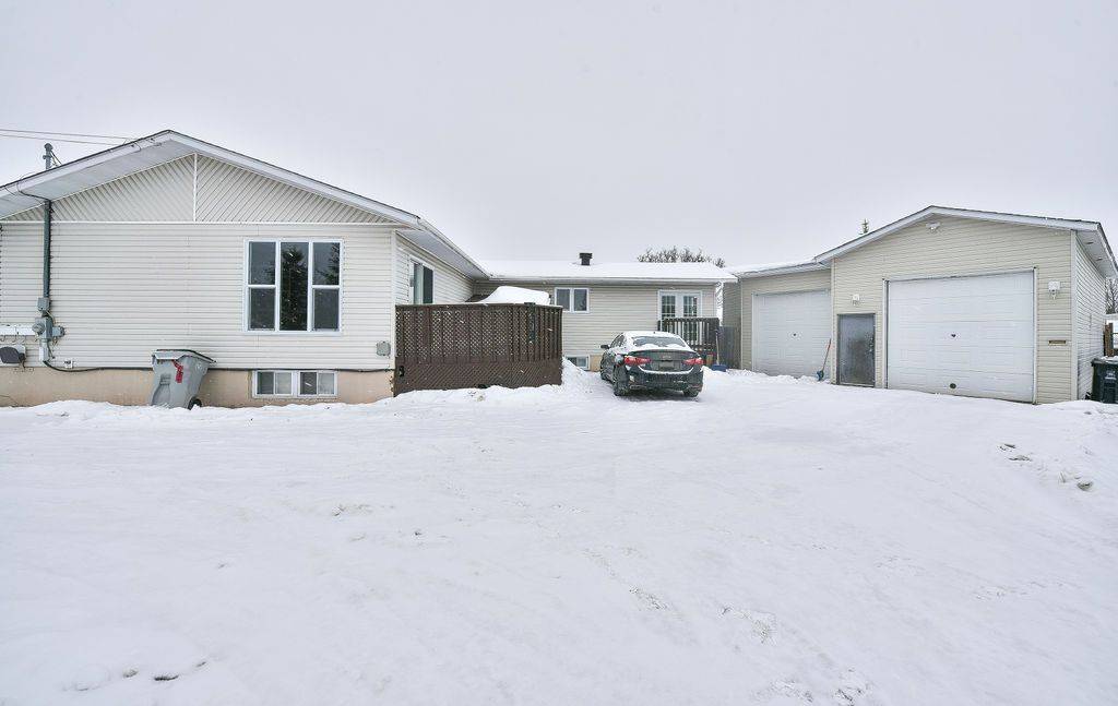 Timmins, ON P4N 8A6,174 Royale ST