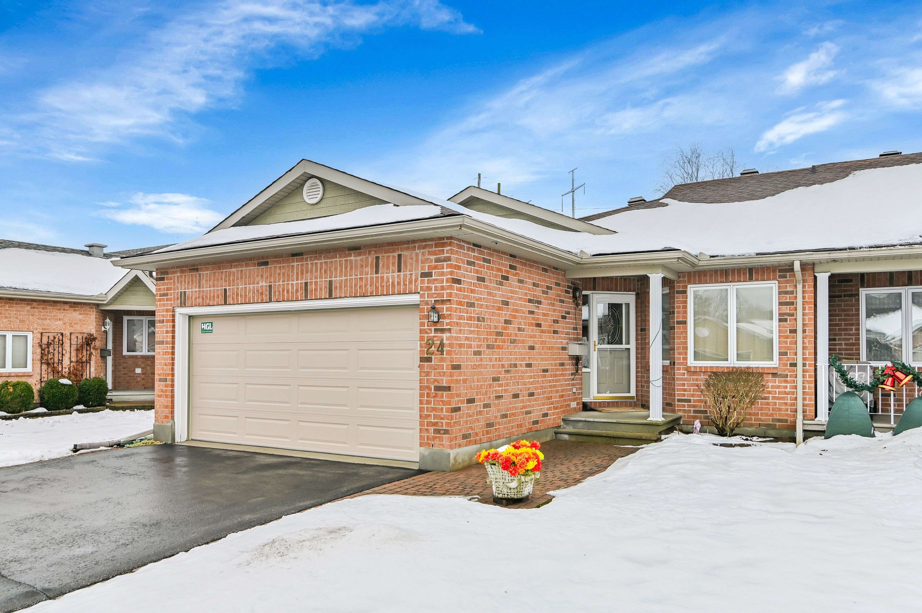 Kanata, ON K2M 2P6,24 Partridge DR