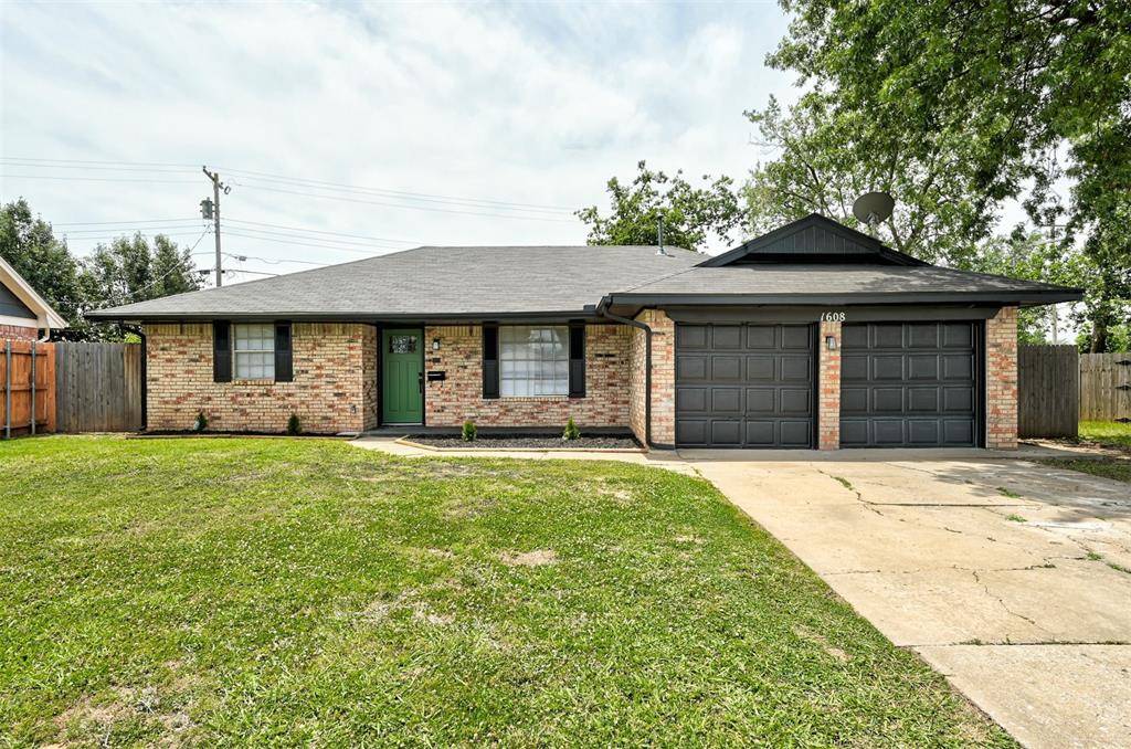 Oklahoma City, OK 73120,1608 Ashley Drive