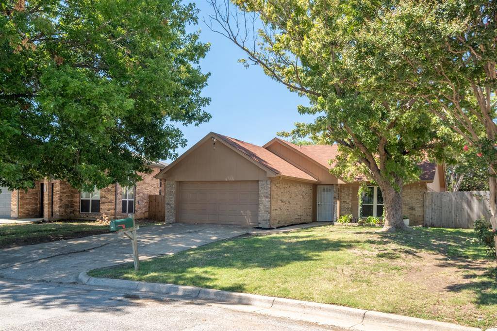 Arlington, TX 76017,5326 Rowcrop Drive