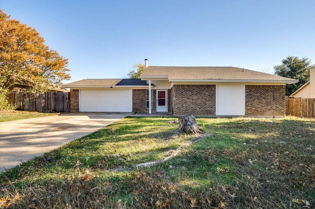 Fort Worth, TX 76133,3704 Memphis Lane